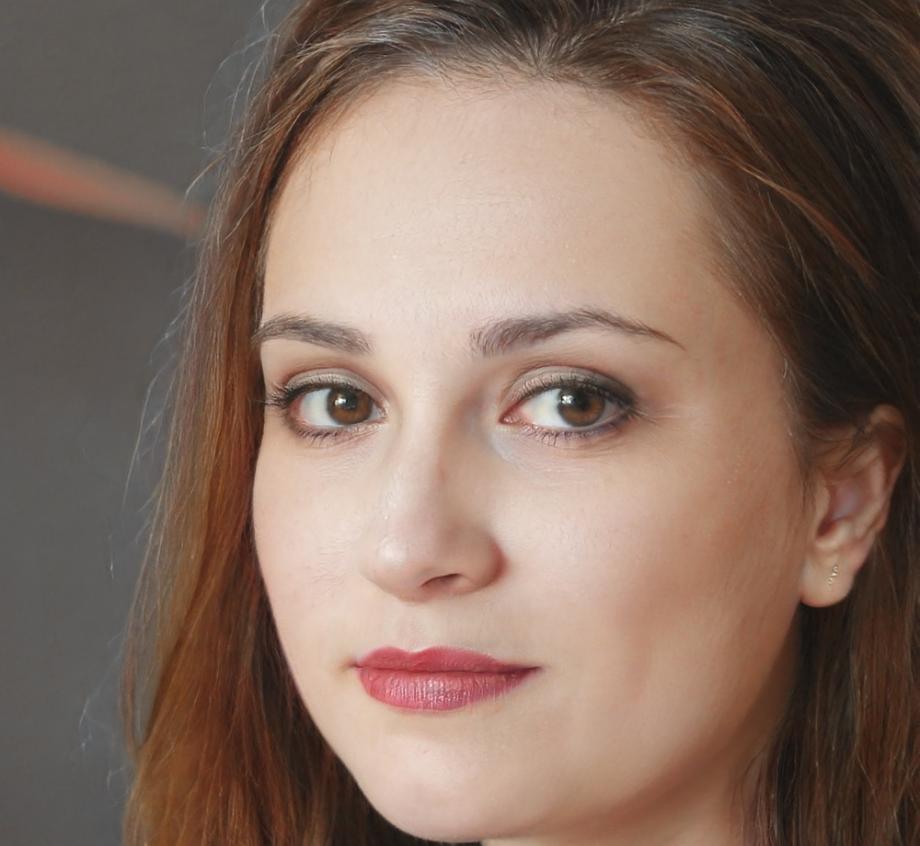 Portrait of Freya Ashworth, personal finance educator